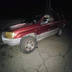 2000 Jeep Grand Cherokee Laredo 4*4
