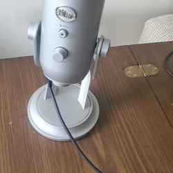 Blue Yeti Microphone 