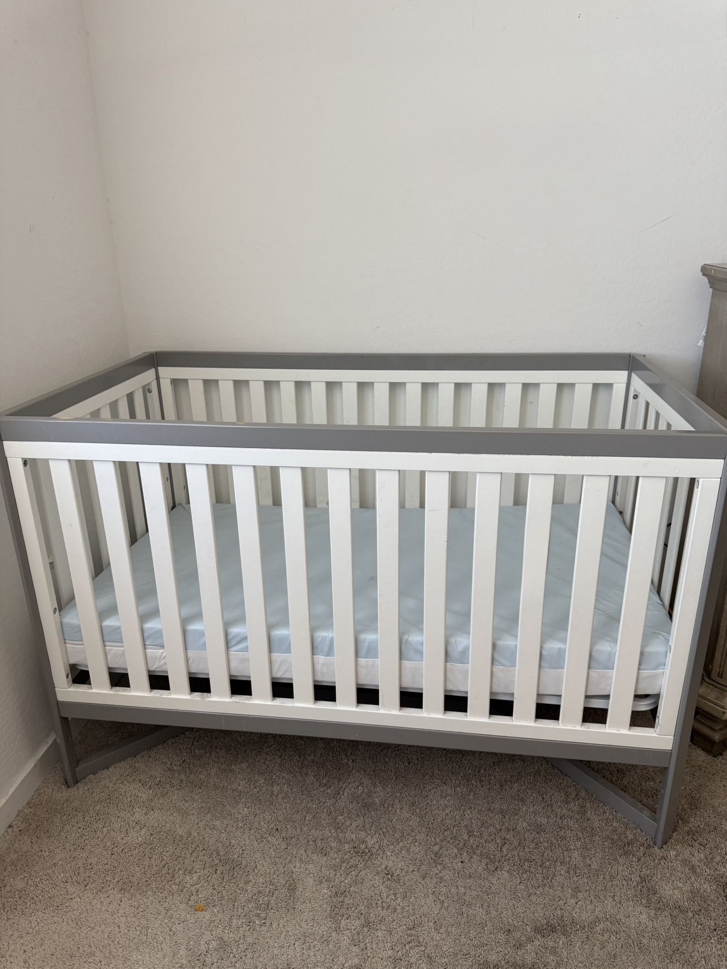 Delta Children’s Crib With Mattress