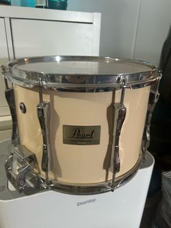Pearl Competitor Series Marching Snare Drum + Pearl Harness