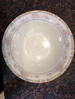 Serving bowl