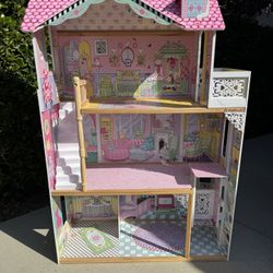 KidKraft Dollhouse