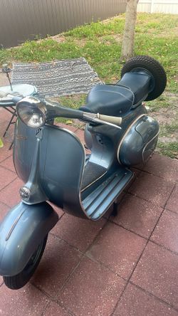 Scooter - Vespa ( vintage)