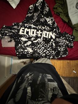 Mix emotions sweter brand new