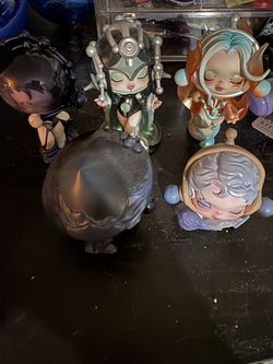 Skull Panda Figures