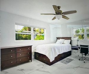 PRICE IS NEGOTIABLE / DELIVERY FOR EXTRA FEE / FULL BEDROOM SET FOR SALE