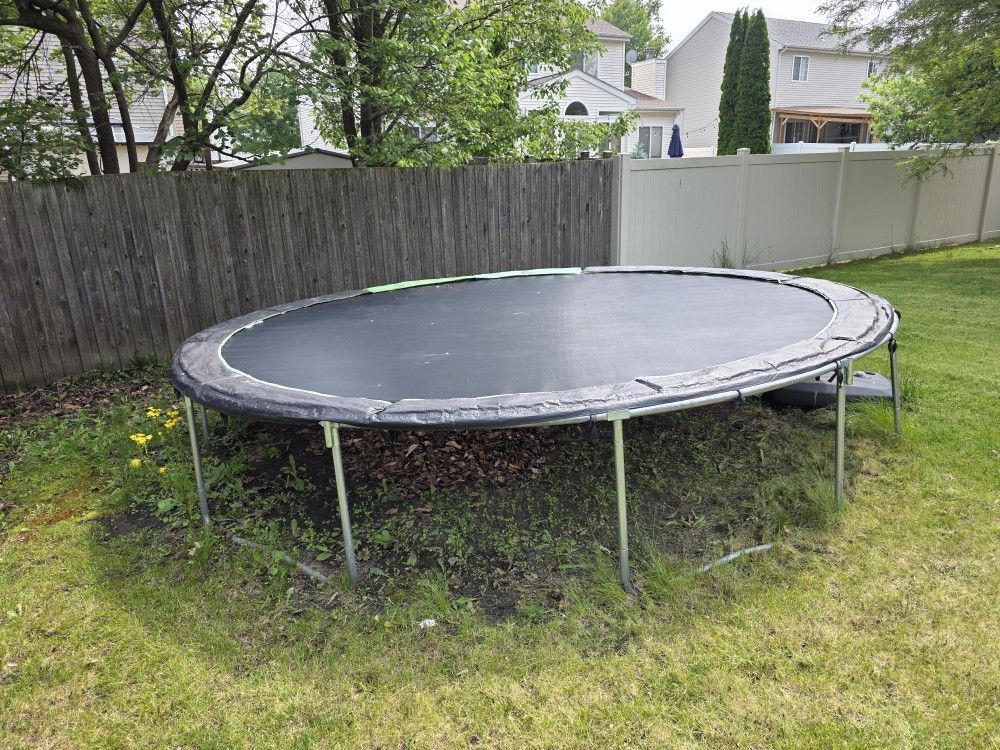 Trampoline
