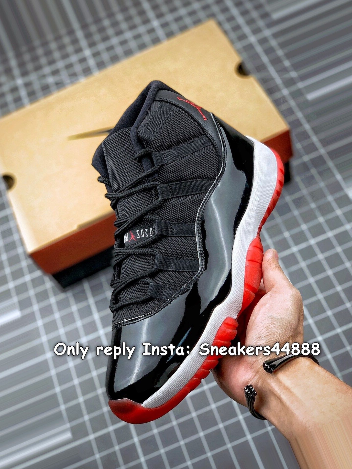 Bred Playoffs Fusion Jordan 11