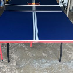 Indoor Tennis Table