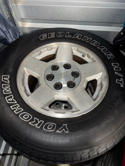4 Chevy Tahoe Tires/Wheels