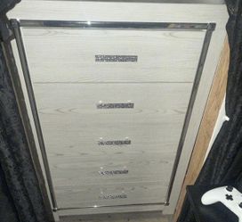 Ashley Glam Dresser