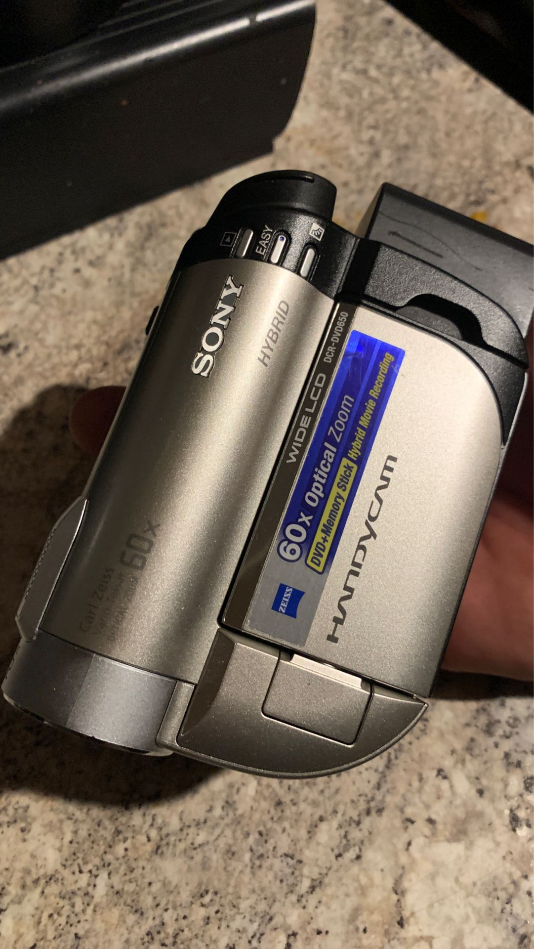 Sony DCR-DVD650 Handycam®