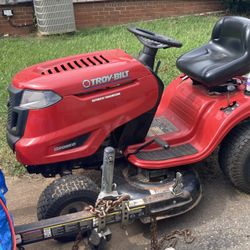 Riding Lawnmower 