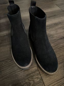 Women Boots Size 7