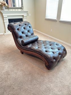 Leather Chaise Lounge Chair