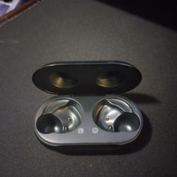 Samsung Wireless Earbuds Charging Case