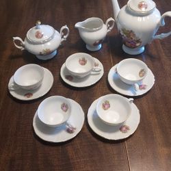 Vintage Winterling Bavaria Germany Village Folk Tea Set