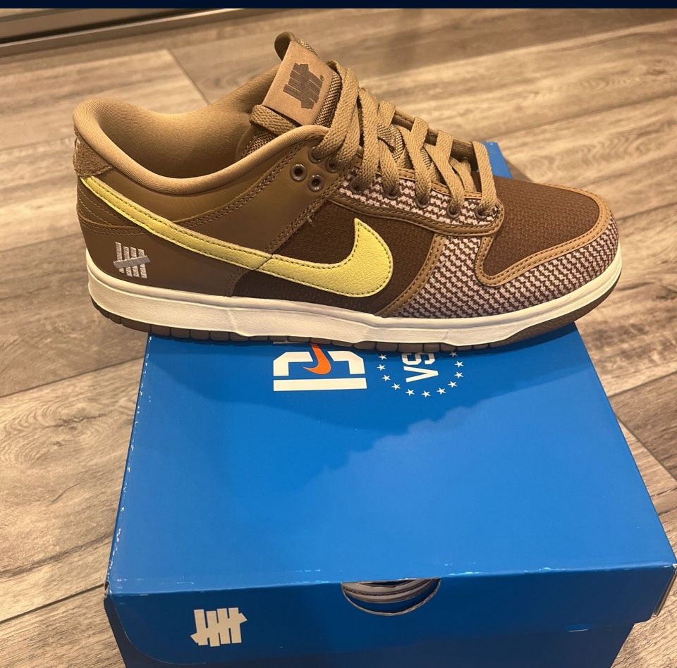 Nike SB Dunks Undefeated 