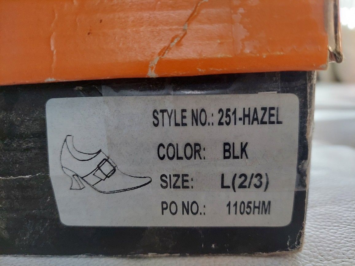 Halloween Witch kid shoes size 2/3