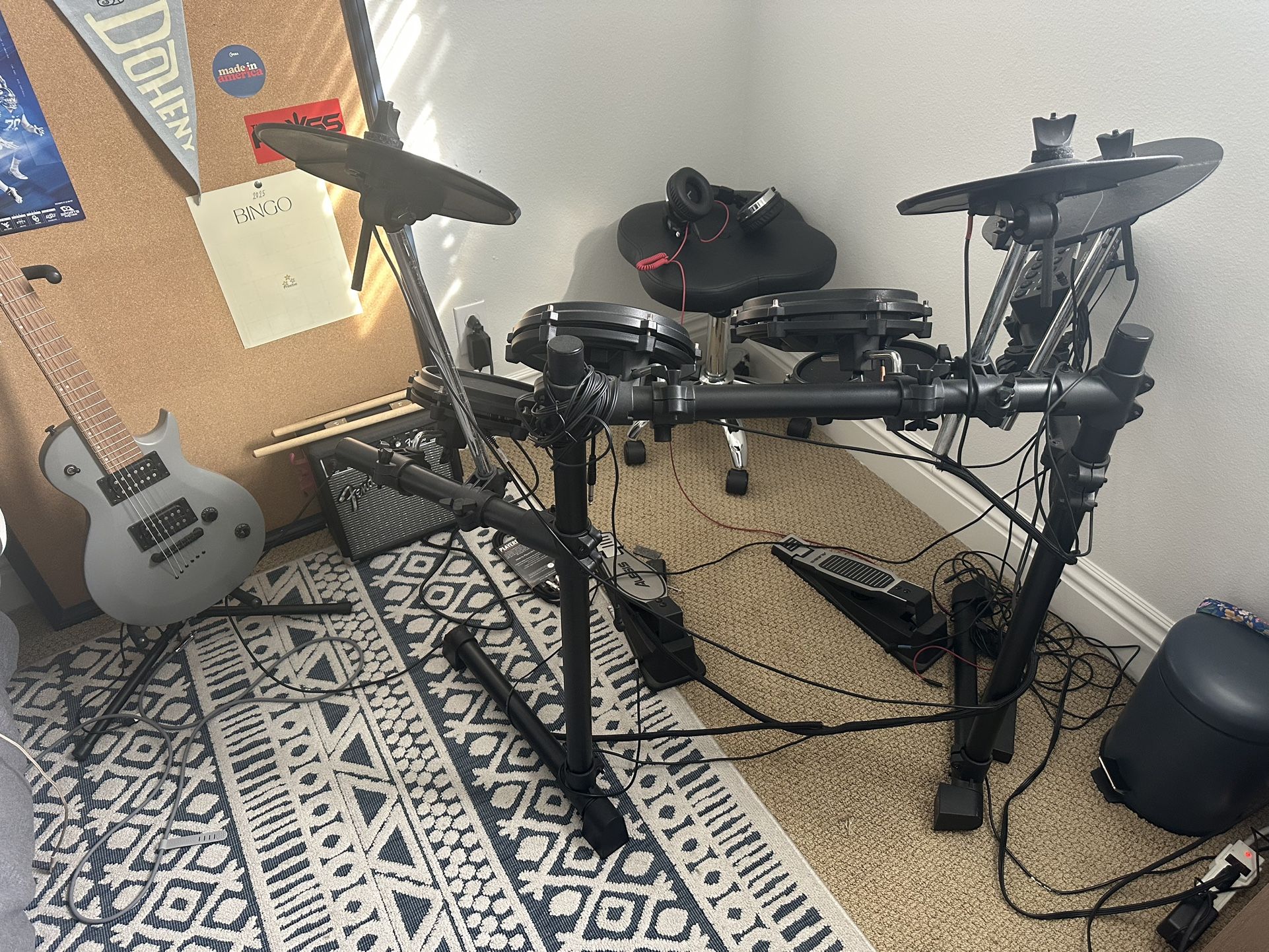 Alesis drum set