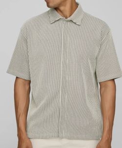 Men’s Two Toned Zipper Shirt