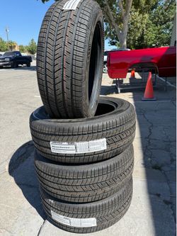 275/55R20 4 ew tires bridgestone Runflat