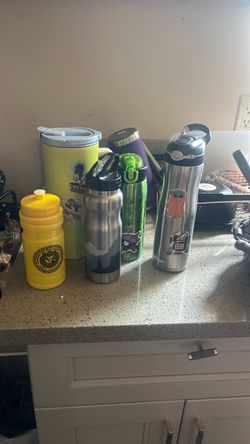 Mixed Lot of Water Bottles and Tumblers