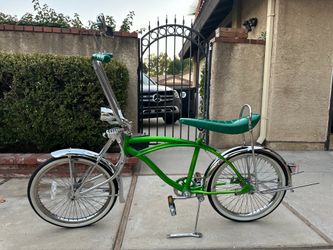 Fully rebuilt 1989 shwinn turned into lowrider