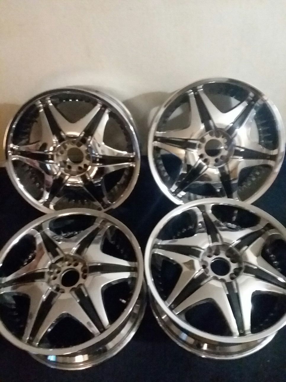 Erm rims chrome n black 20 inch