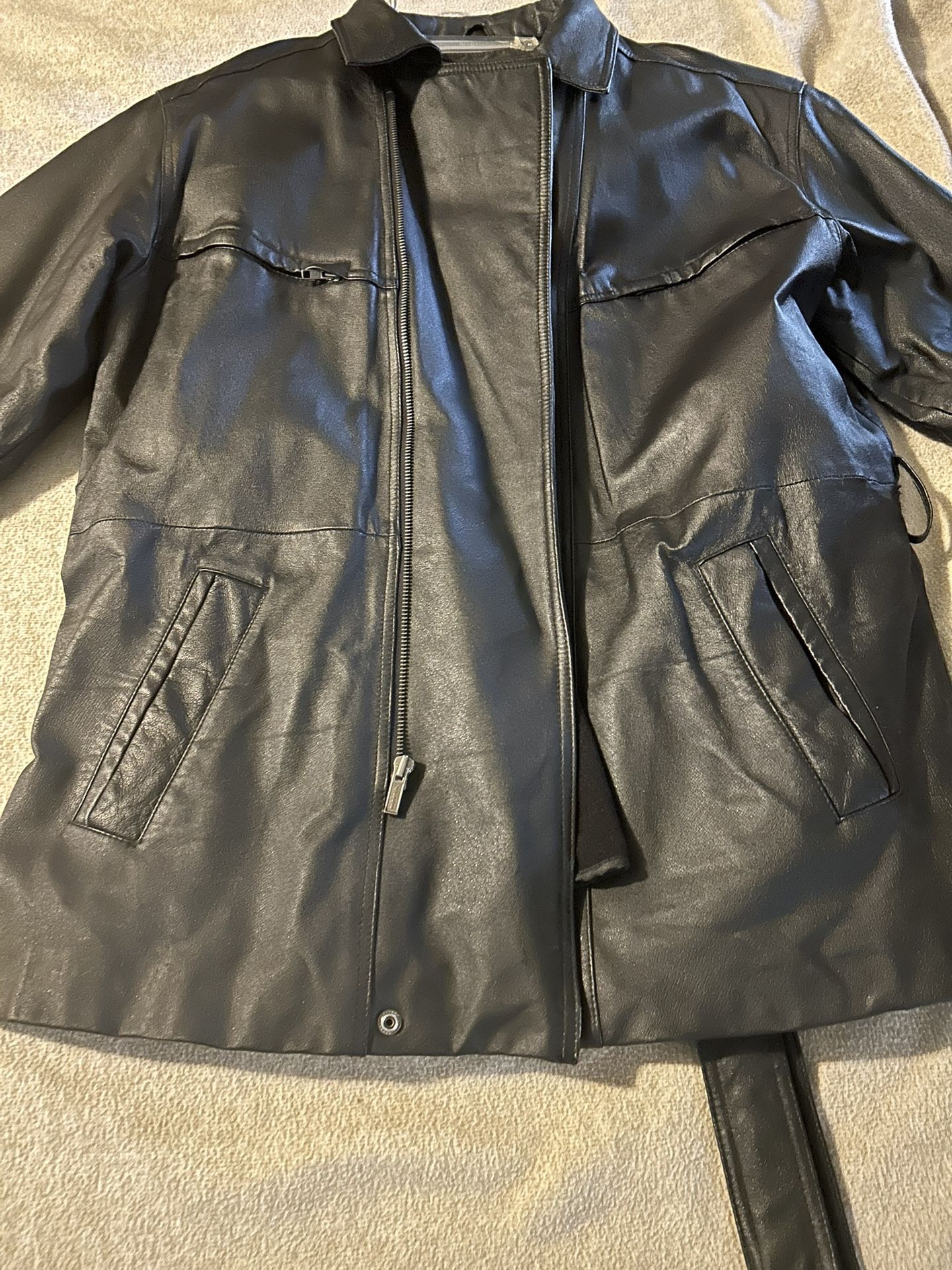 Men’s vintage leather jacket
