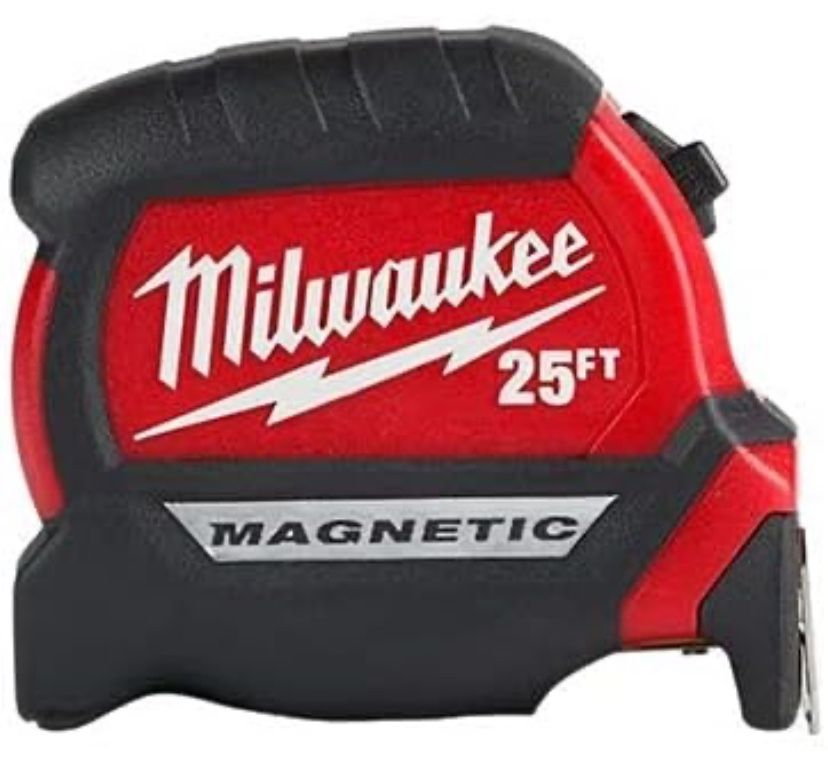 Milwaukee Magnetic Measure Tape