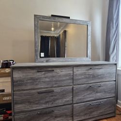 6 Drawer Dresser With Mirror 