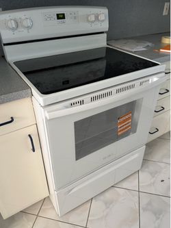Open Box New Amana Oven for  Sale - Never User
