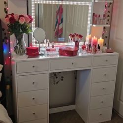 Vanity with Bluetooth 