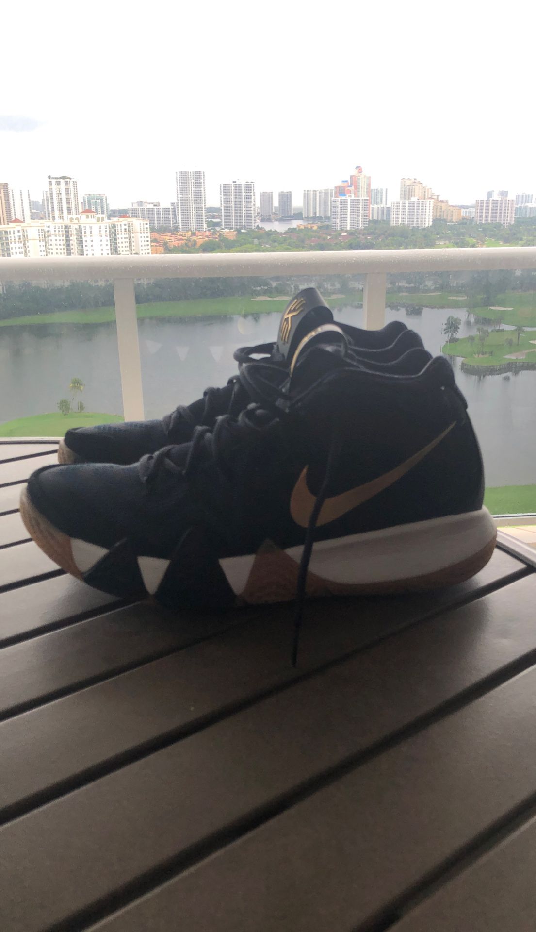 Nike Kylie Irving shoes size 9