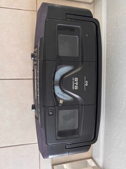 Sharp WQ-CH800 Portable Stereo Boombox Radio & Dual Cassette Tape Works CD
