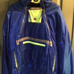 Tyrolia Jacket