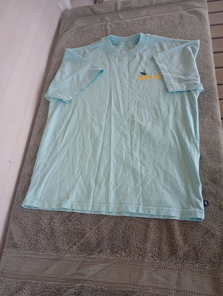 Nike SB Men Shirt Small Mint Green Tshirt Skateboard Bee Logo Graphic Bumble Bee