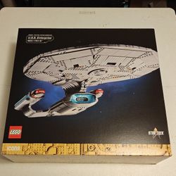 Lego Star Trek: U.S.S. Enterprise NCC-1701-D #10356 [New, Incomplete, Missing Minifigures & Minifigure Accessories] [Just The Ship]