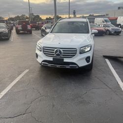 2025 Mercedes Benz GLB250