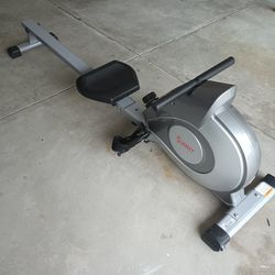 Sunny Full-size Rowing Machine