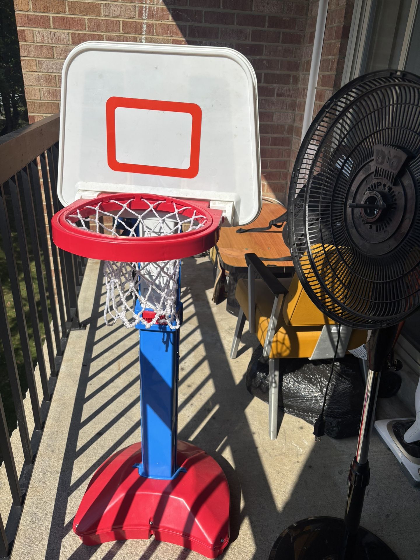 Kids Basketball Hoop