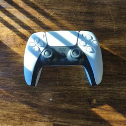 PS5 Remote (White)