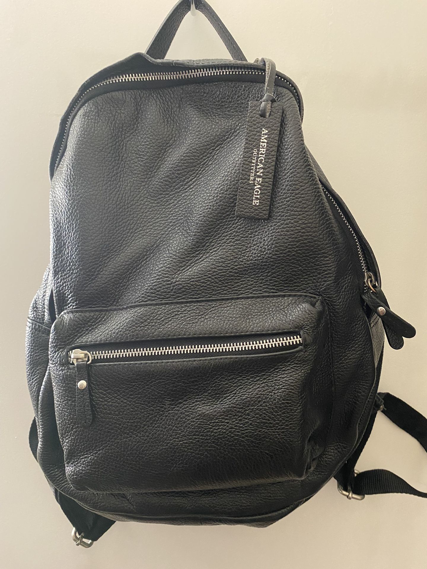 American Eagle Leather Italian Backpack for Sale in Hawthorne, CA - OfferUp
