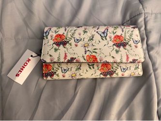 Women’s Wallet **NEW**