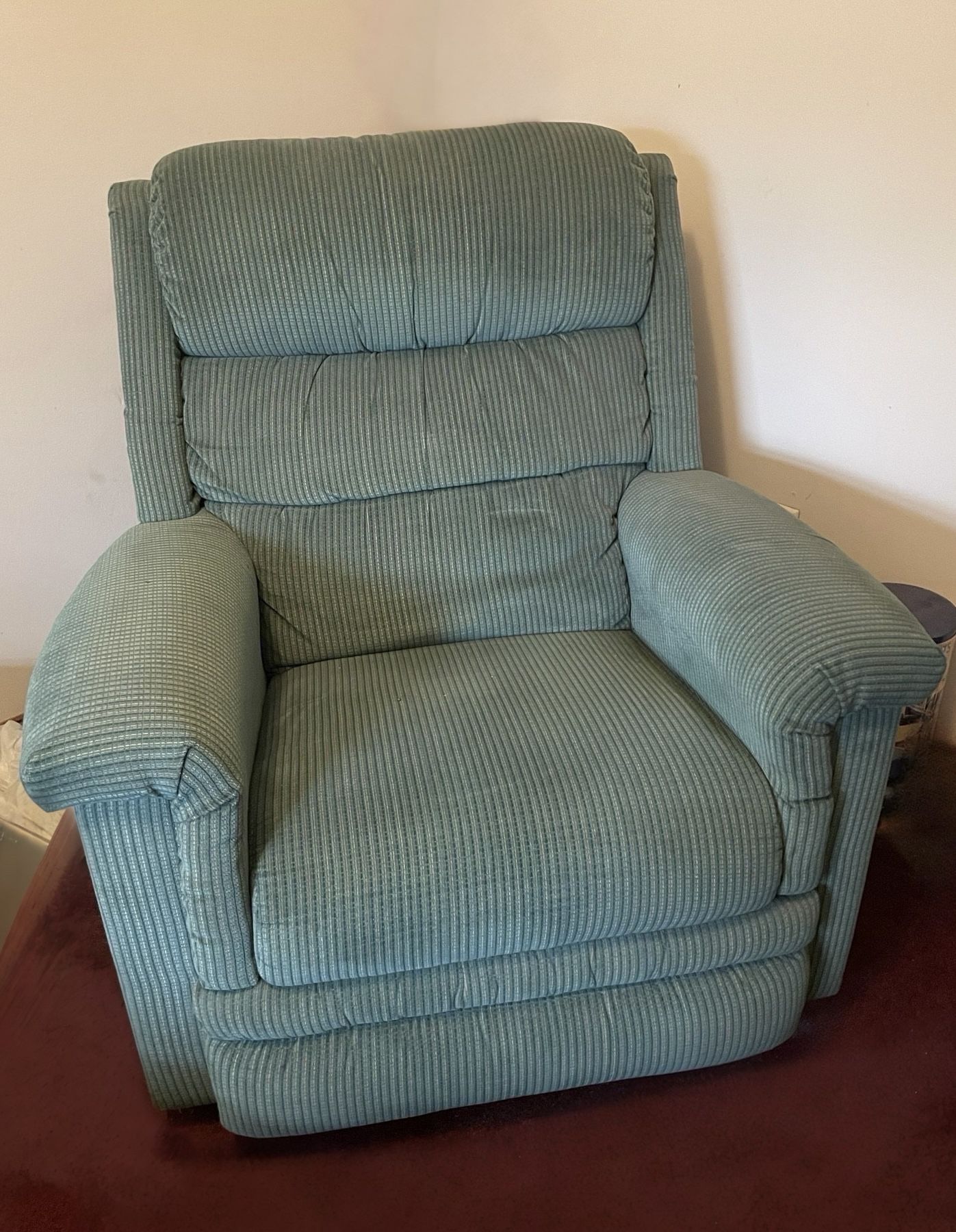 La-z-boy Recliner Chair