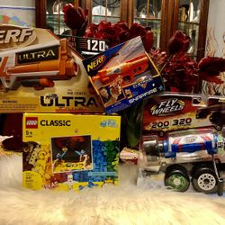 Brandnew Boys Bundle Toys!!! 