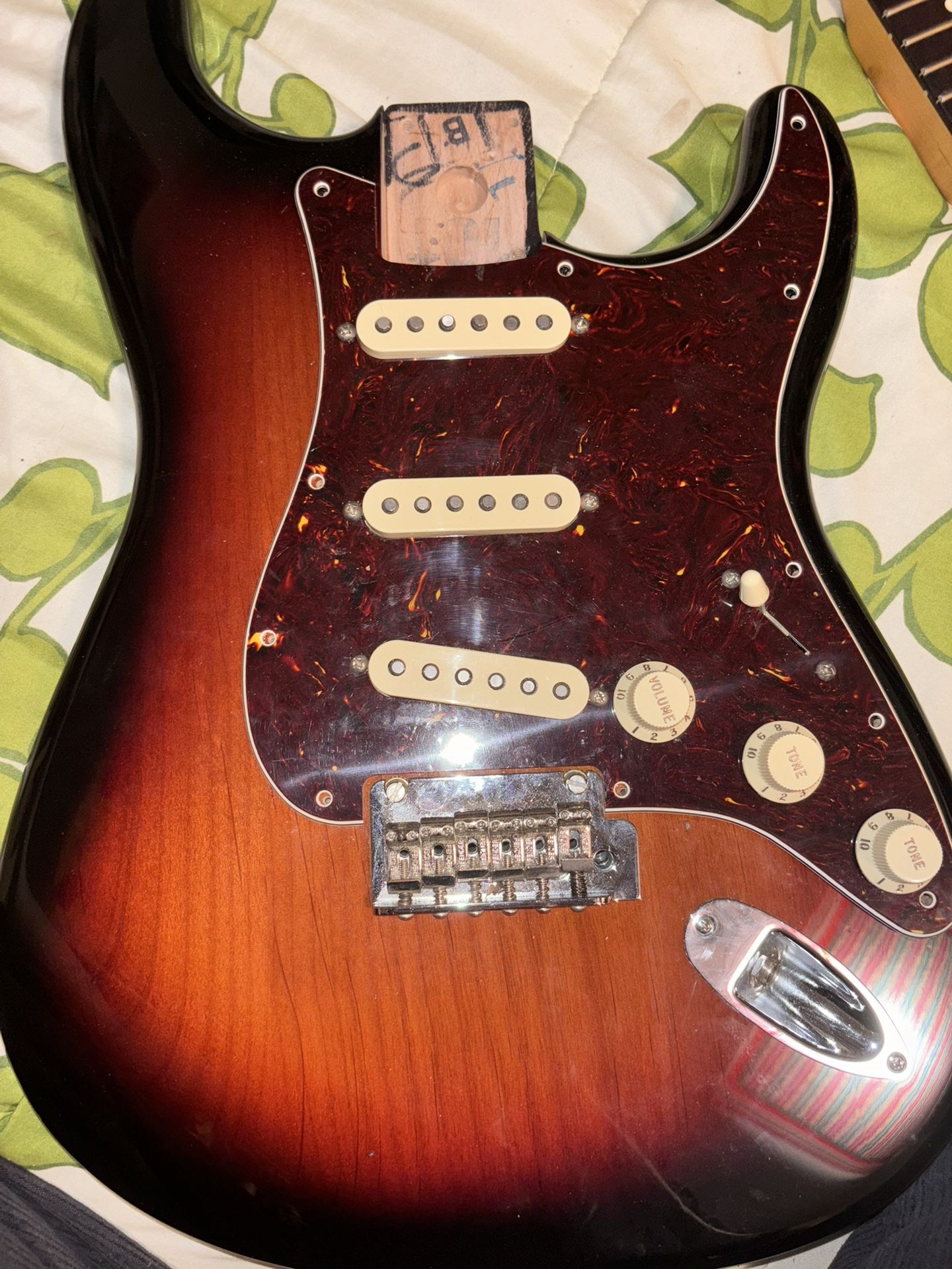 Fender MIM 2019 Loaded Body