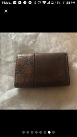 GUCCI , KEYCHAIN, NO FRAYING OR LOOSE STRINGS. VERY NICE PEICE