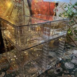 Clear storage / drawers